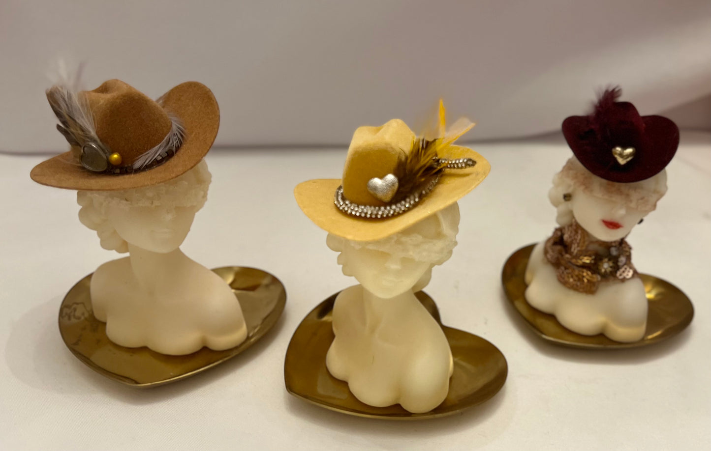 A LADY WITH INTENT | SCULPTED CANDLE