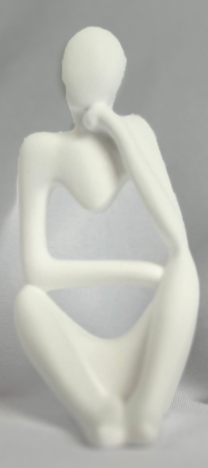 PONDERING SILHOUETTE CANDLES