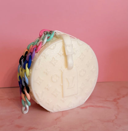 DESIGNER HANDBAG CANDLE | LV CHAPEAU