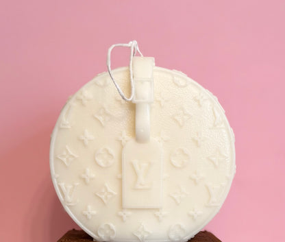DESIGNER HANDBAG CANDLE | LV CHAPEAU