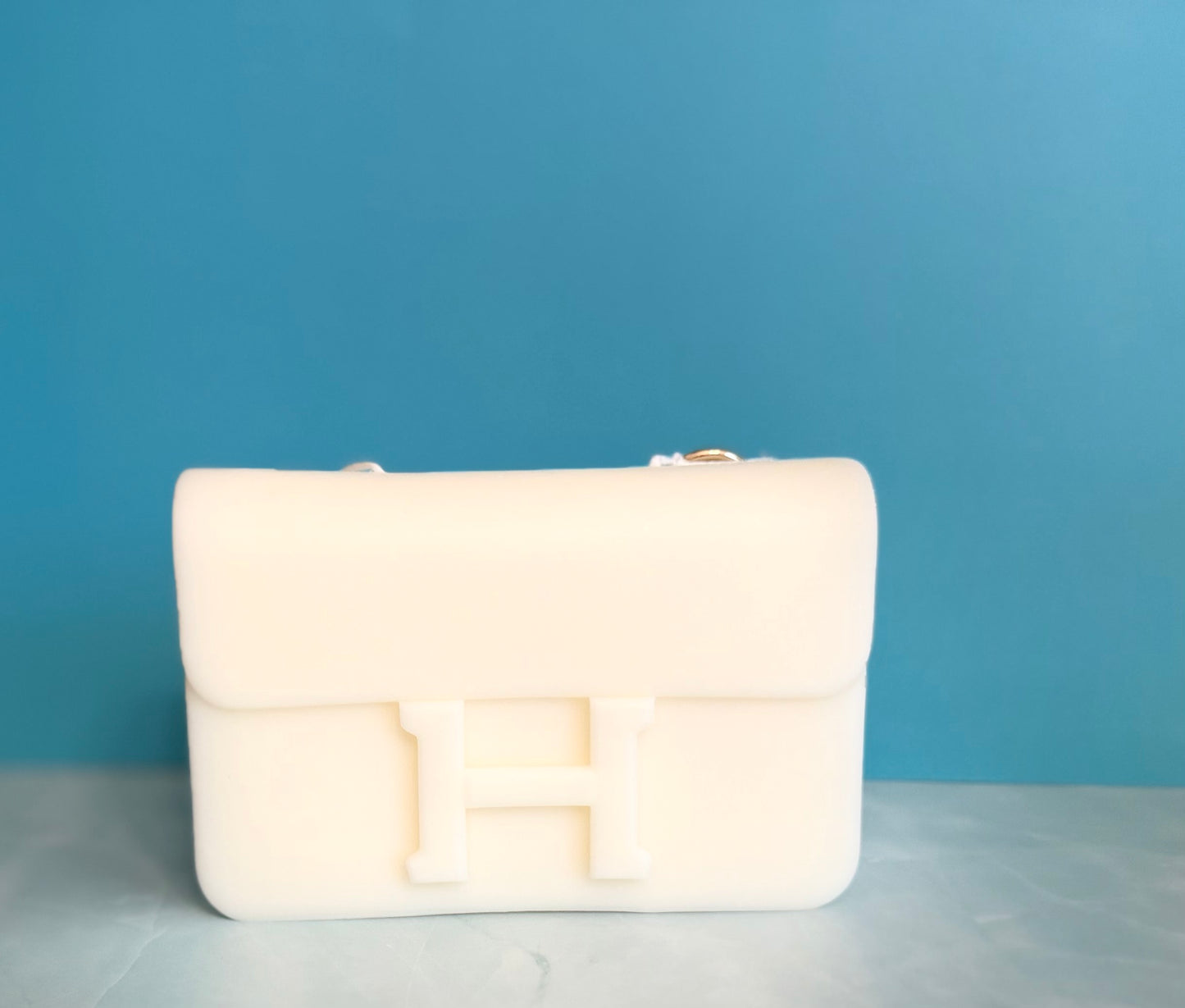 DESIGNER HANDBAG CANDLE | H. CONSTANCE