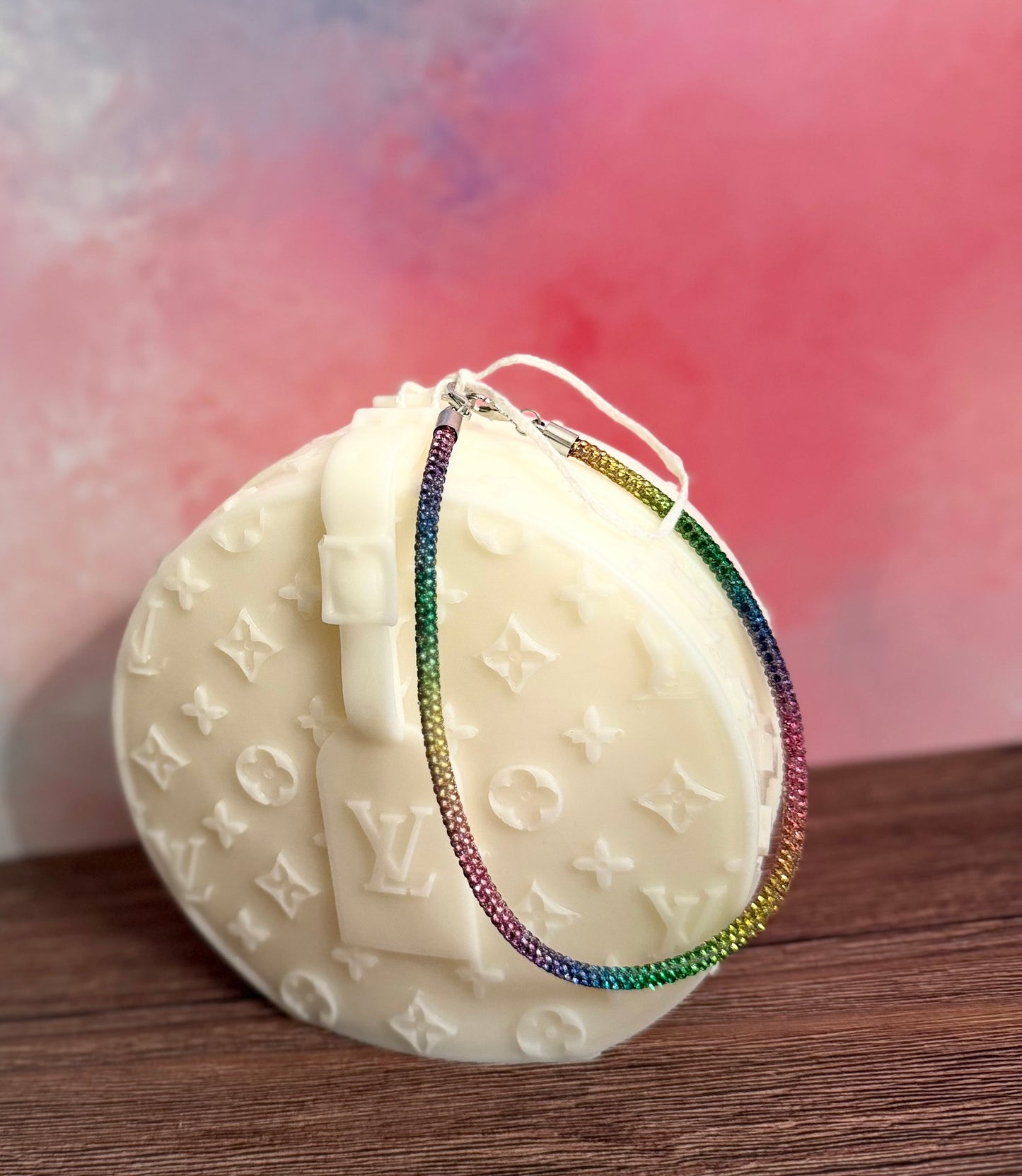 DESIGNER HANDBAG CANDLE | LV CHAPEAU
