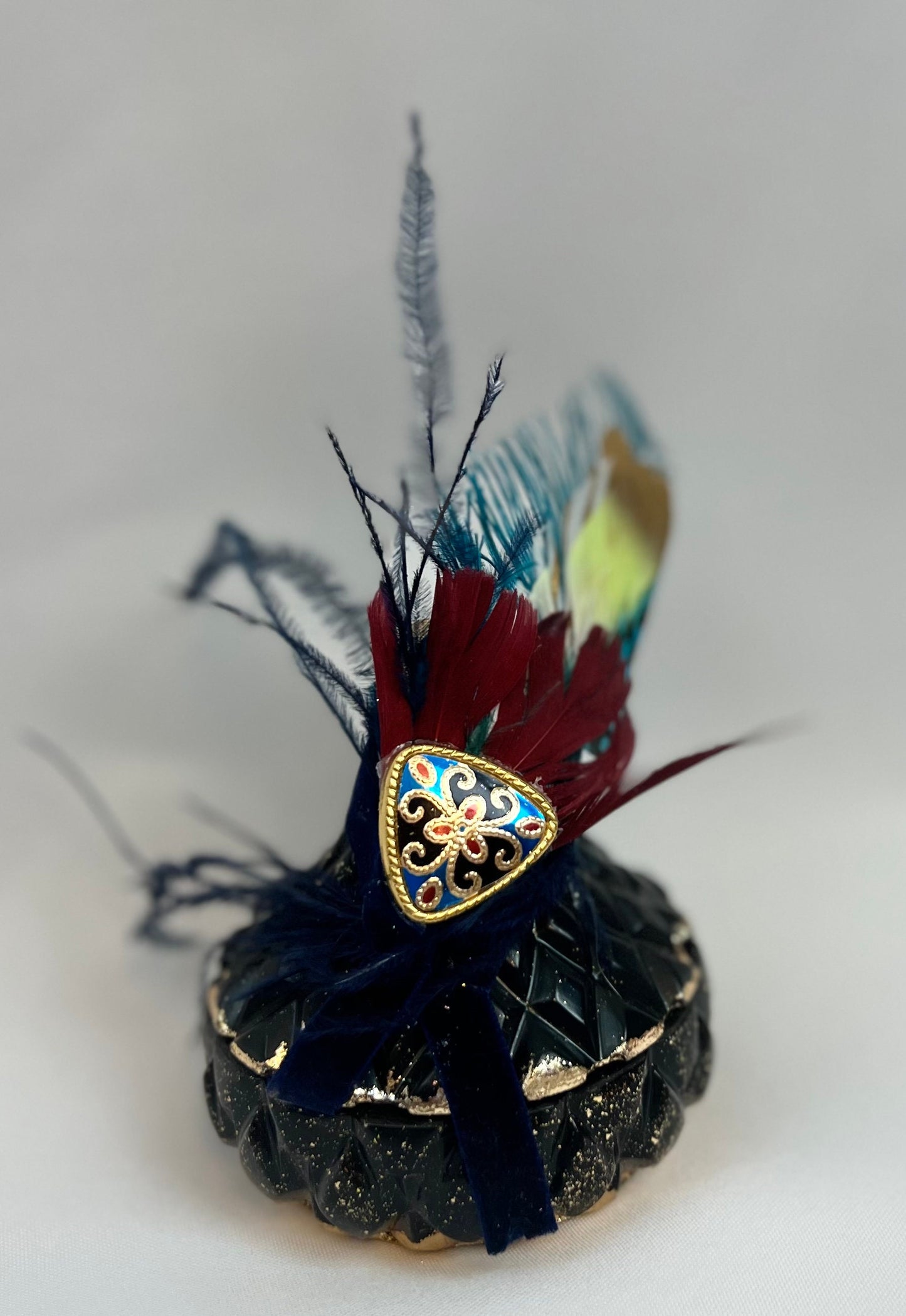 Teardrop Diamond Design Vintage Jeweled Keepsake Box
