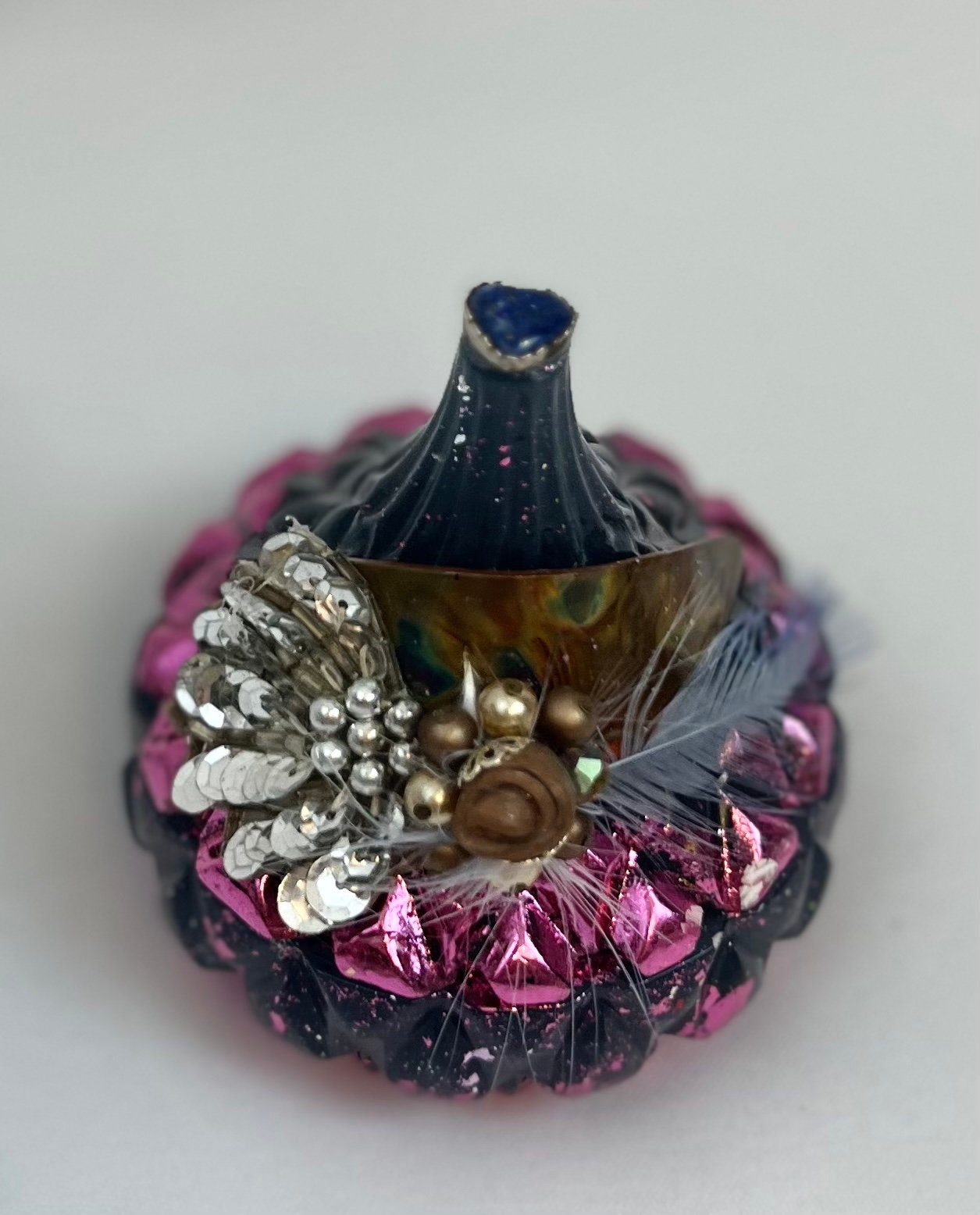 Teardrop Diamond Design Vintage Jeweled Keepsake Box