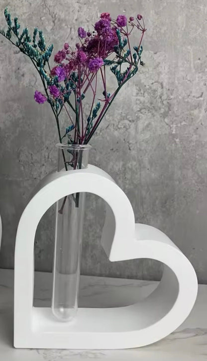 SCULPTED Hydroponic Vase - Heart Shaped Propagation Station - Room Diffuser
