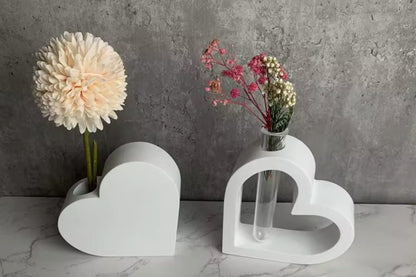 SCULPTED Hydroponic Vase - Heart Shaped Propagation Station - Room Diffuser
