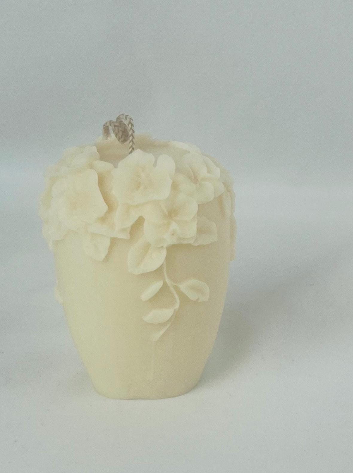 Floral Corolla Pillar Candle