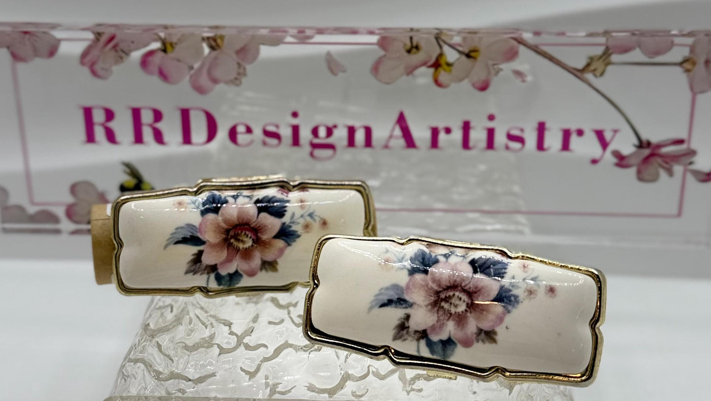 Vintage Rectangle Series of Statement Lipstick Holders with Flip-Up Mirror - Lip gloss travel carrier