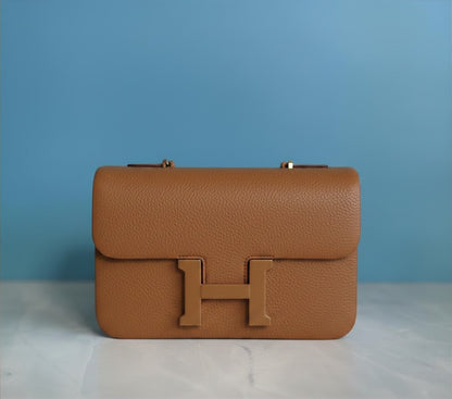 DESIGNER HANDBAG CANDLE | H. CONSTANCE