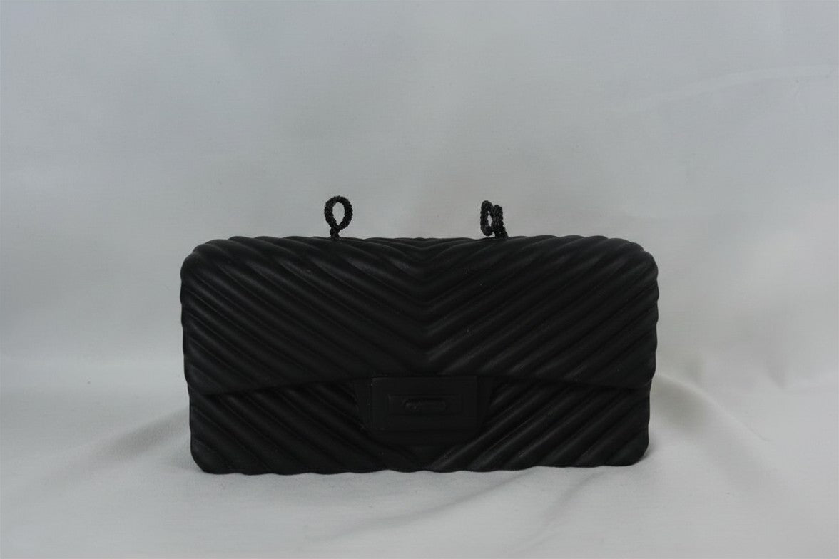 DESIGNER HANDBAG CANDLE | REISSUE EDITION CC