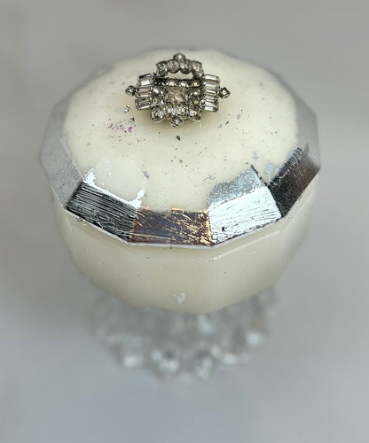 PEDESTAL DISH | WHITE