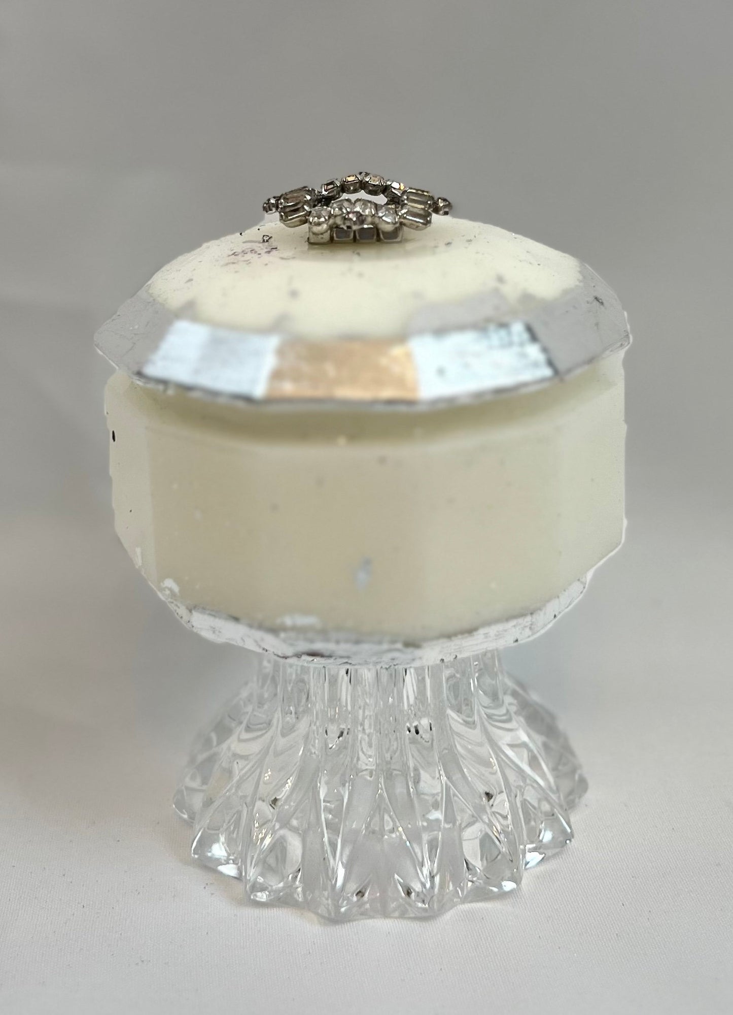 PEDESTAL DISH | WHITE
